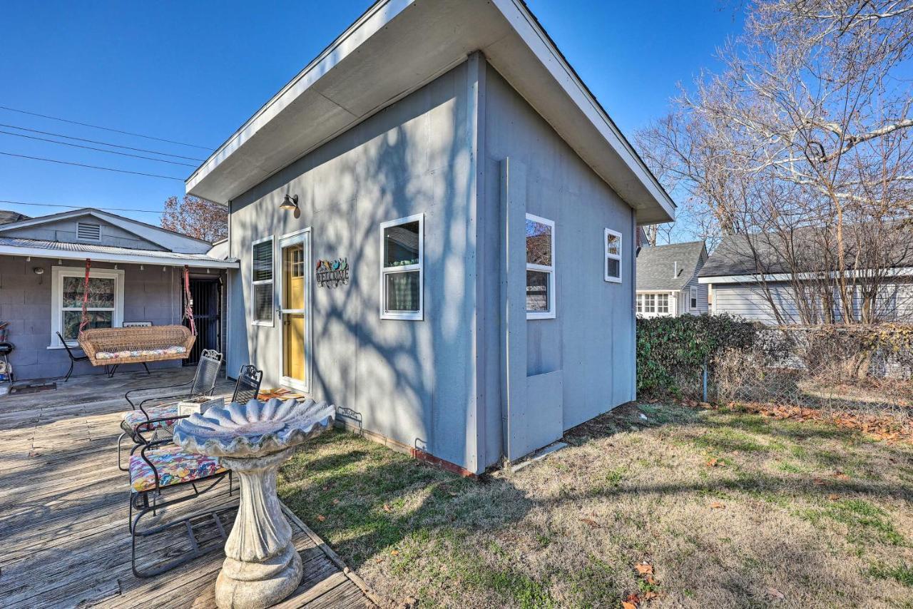 Holiday home Cozy With Patio, Near Downtown!