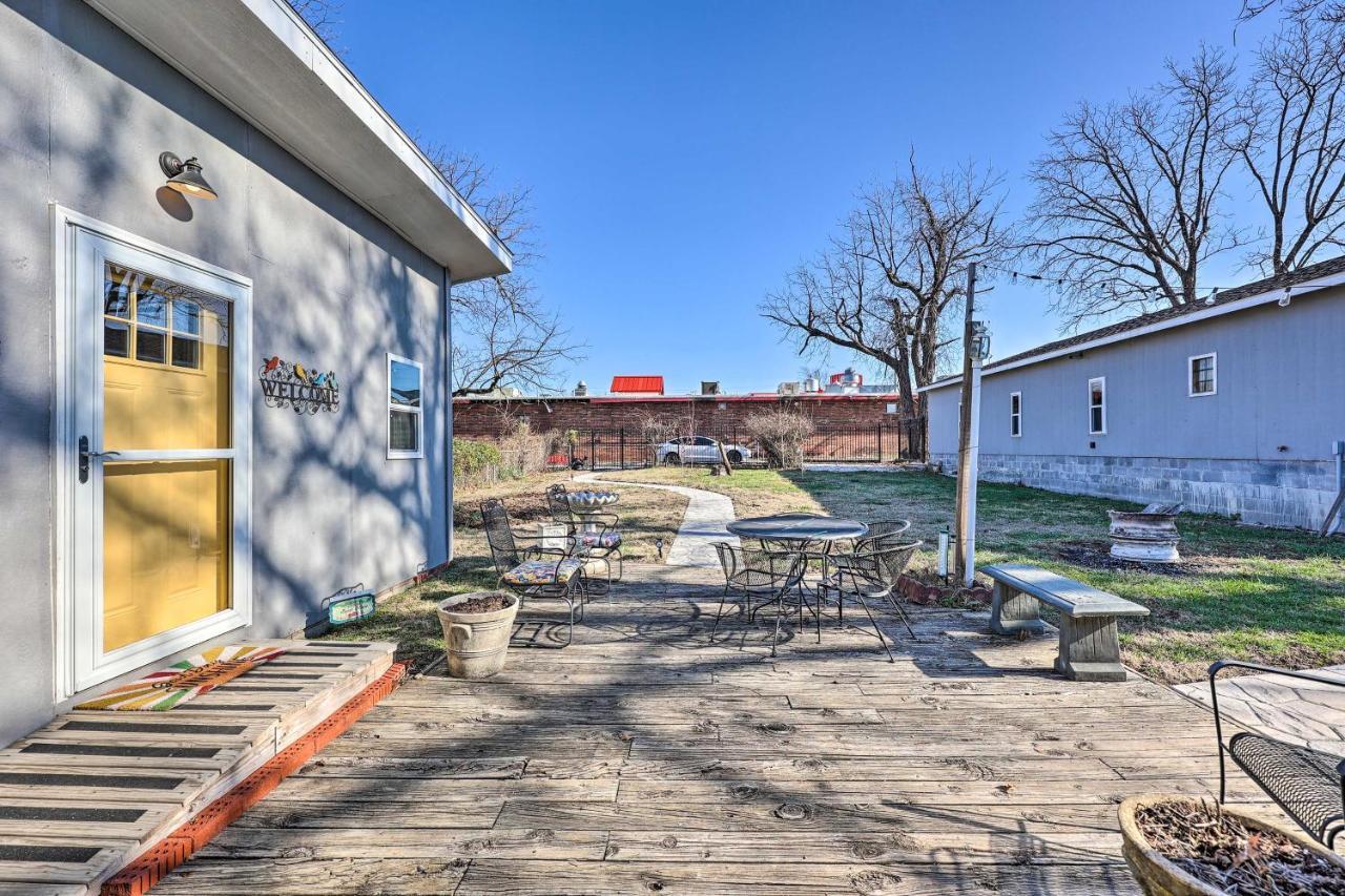Cozy With Patio, Near Downtown! *